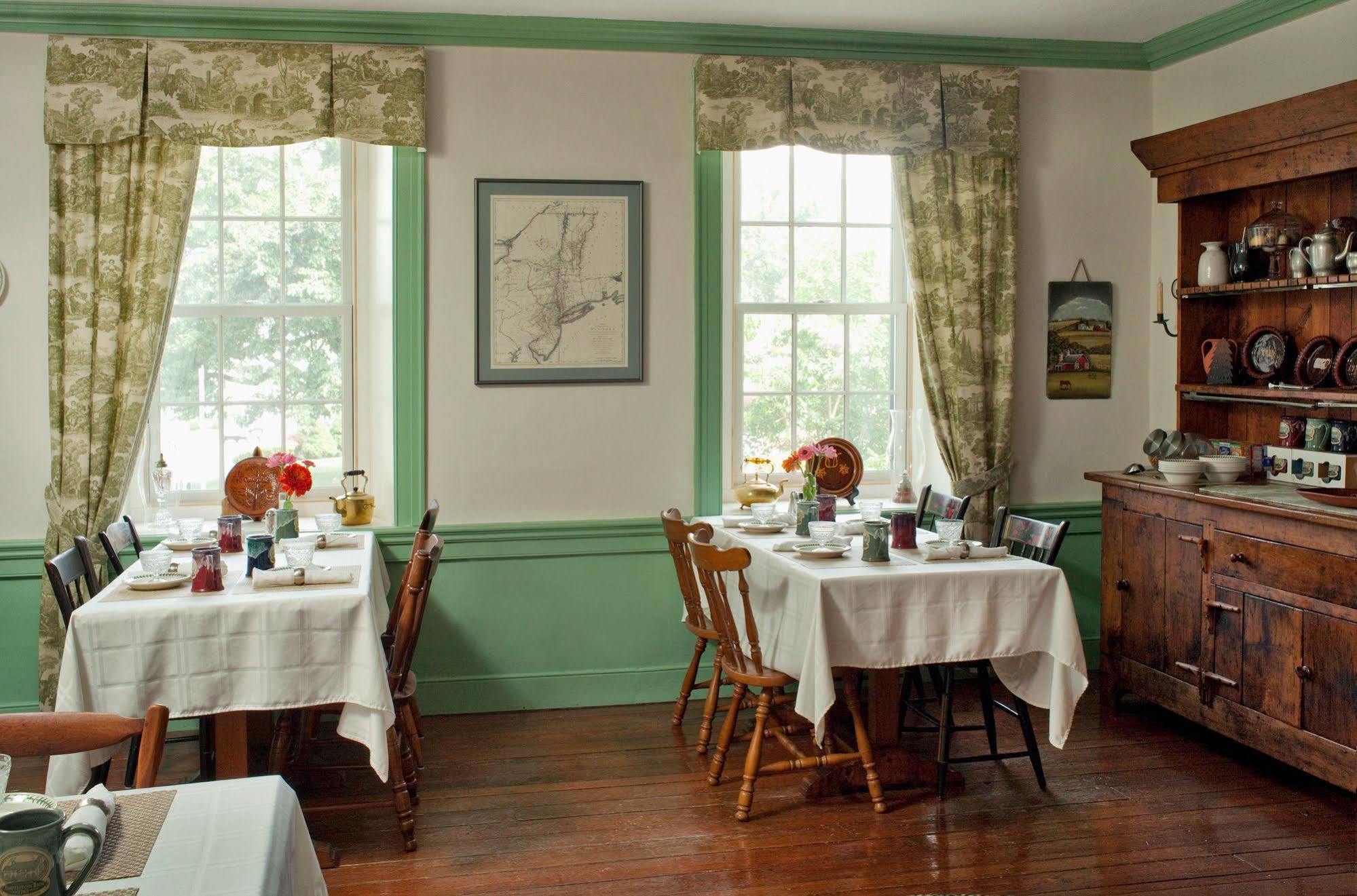Historic Smithton Inn Ephrata Ngoại thất bức ảnh